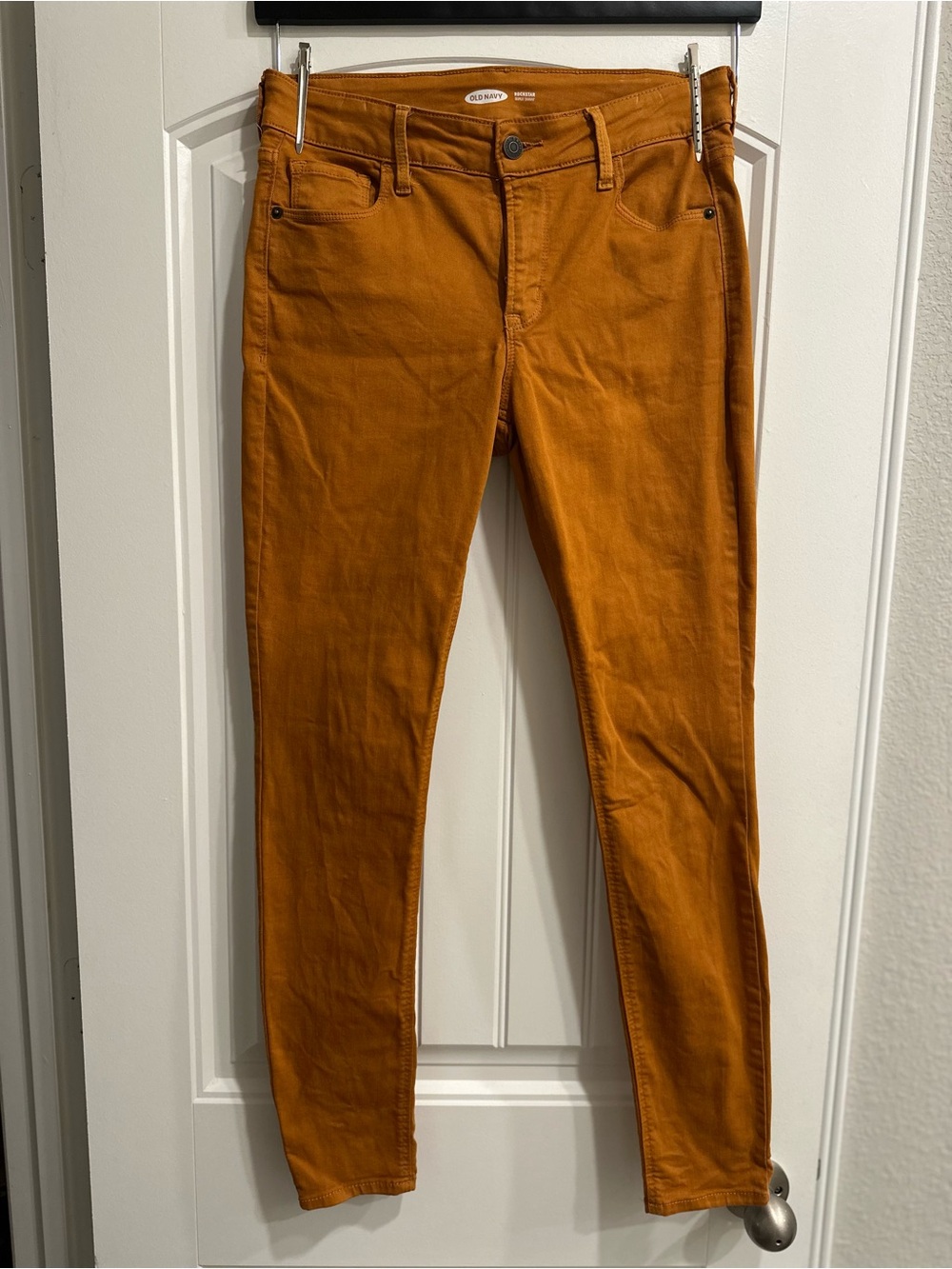 Old Navy Women's Skinny Jeans in Rust
